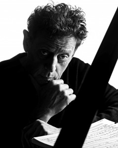 Philip_Glass_c_Raymond_Meier_3441-02d_plg_rgb_think